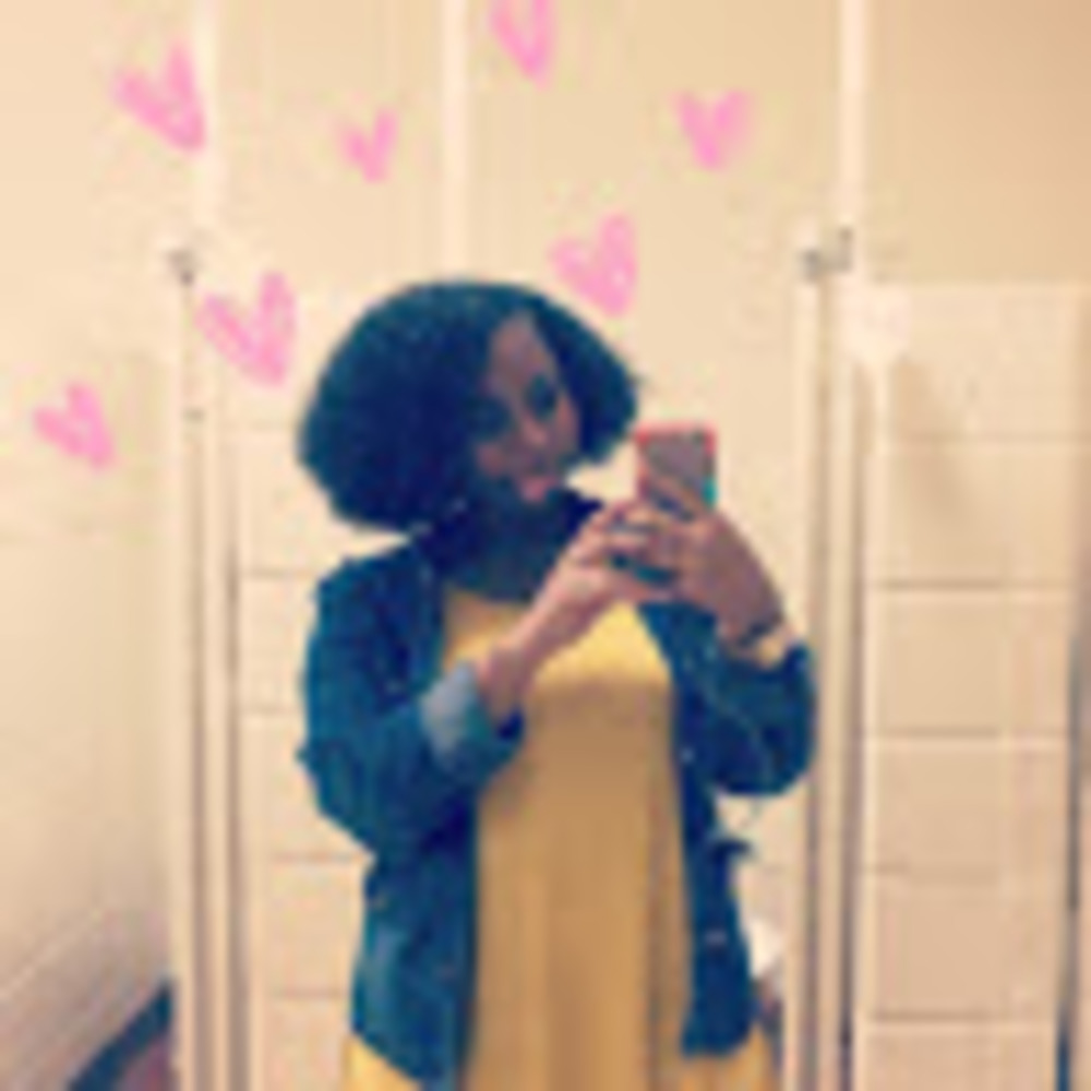 Meet your Posher, Nia